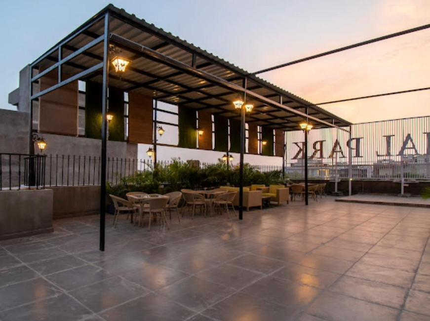 Hotel Imperial Park Sector 45 Gurgaon Exterior foto